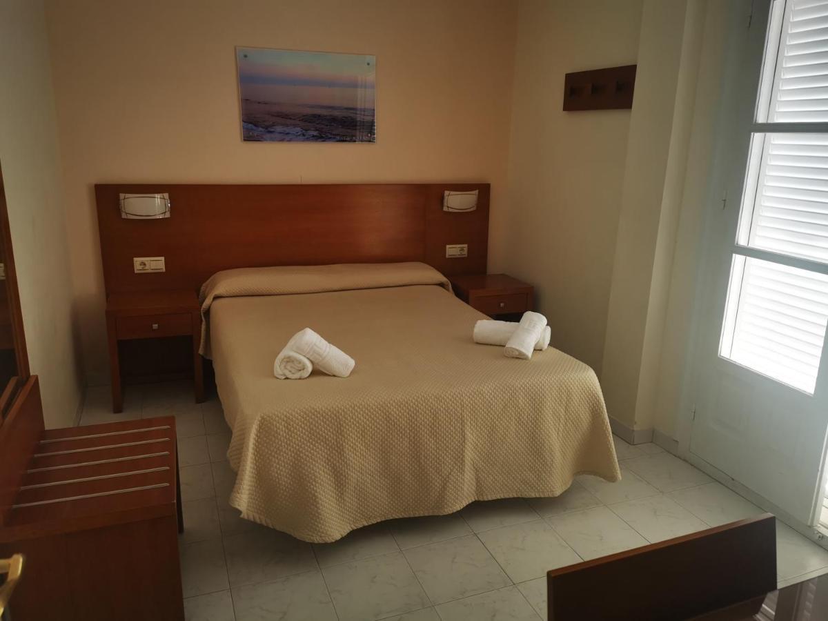 Hostal Marazul Nerja Exterior foto