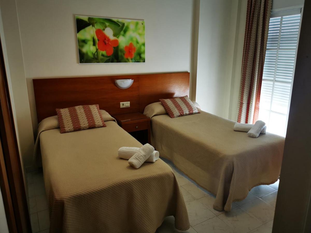 Hostal Marazul Nerja Exterior foto