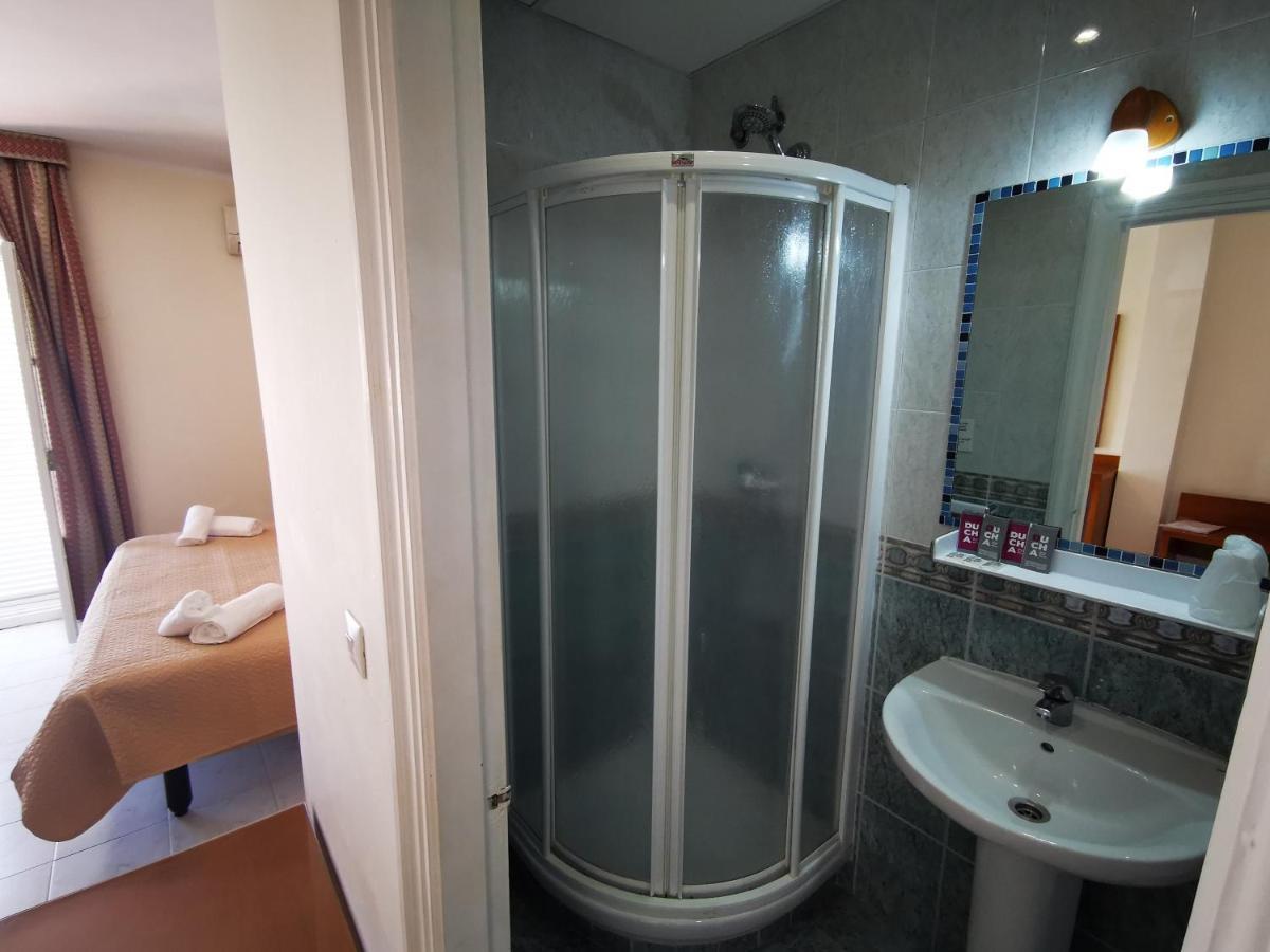 Hostal Marazul Nerja Exterior foto